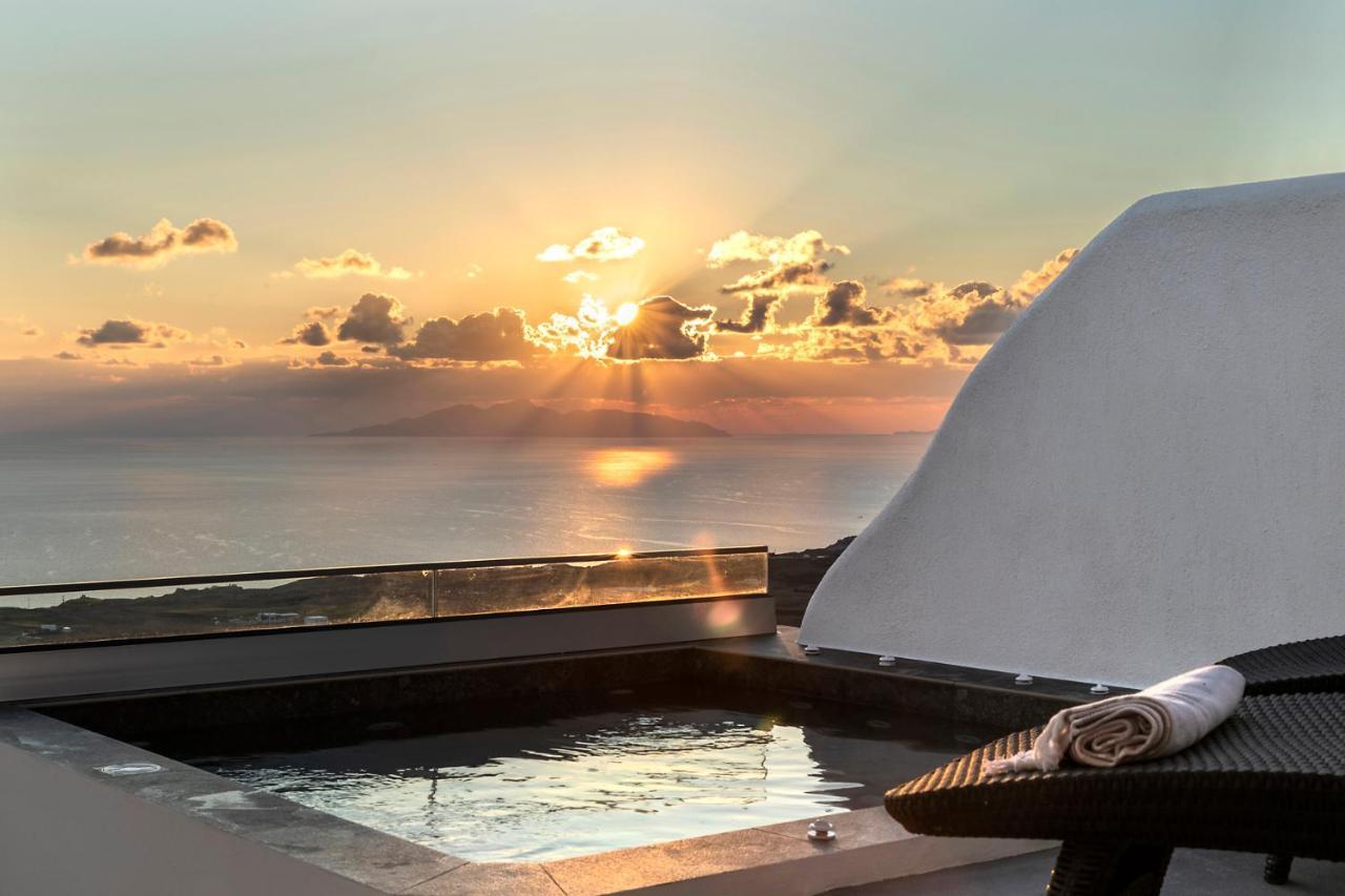 La Estrella 4 Suites With Sea View & 4 Prive Hot Tub Vourvoúlos Exteriör bild